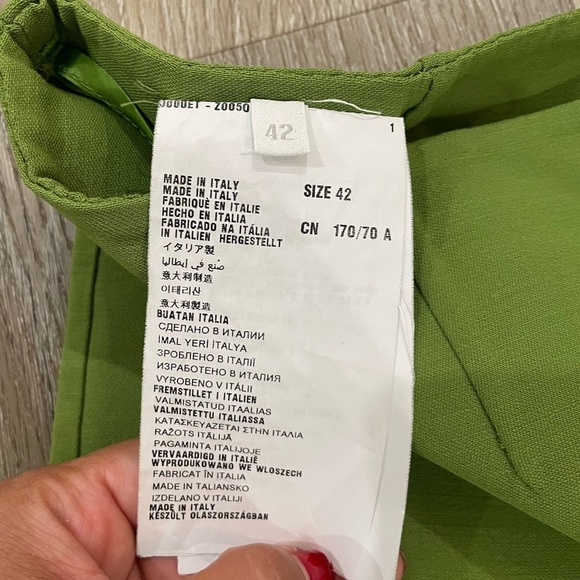 PRADA 100% Virgin Wool Green Knee Length Bermuda High Waisted Shorts - Picture 9 of 14